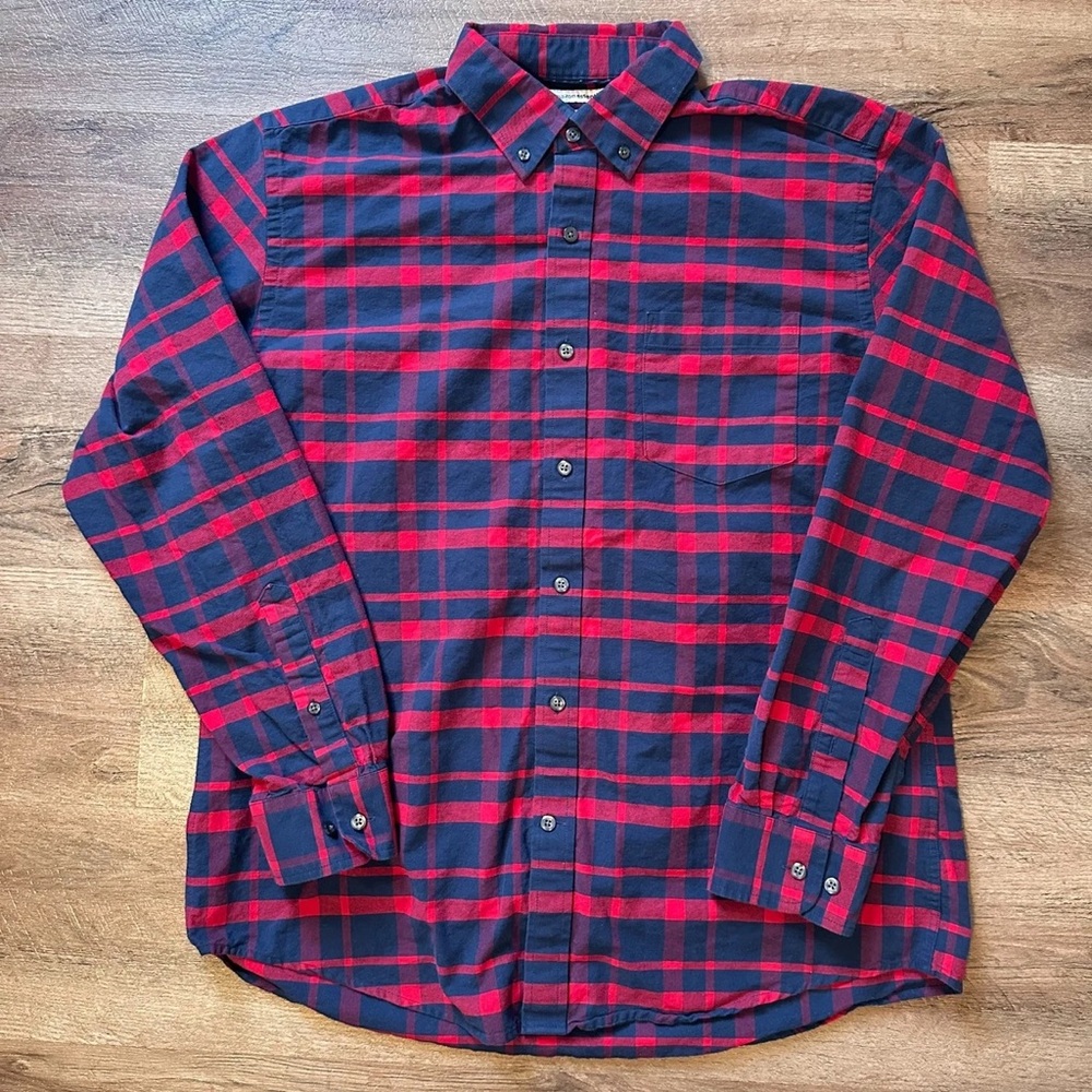 Amazon Essentials Button Down Shirt – Men’s XL (Regular Fit)